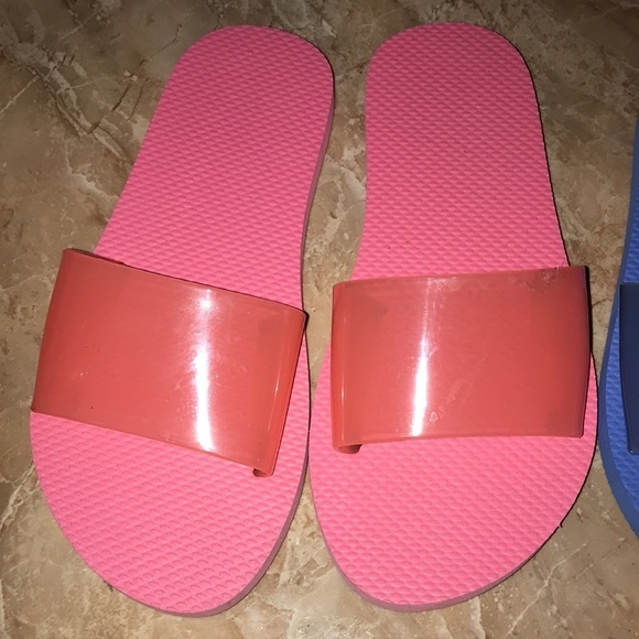 Ladies Pink and Blue Size 5/6 Foam slip on slides with rubber strap - Picture 2 of 4